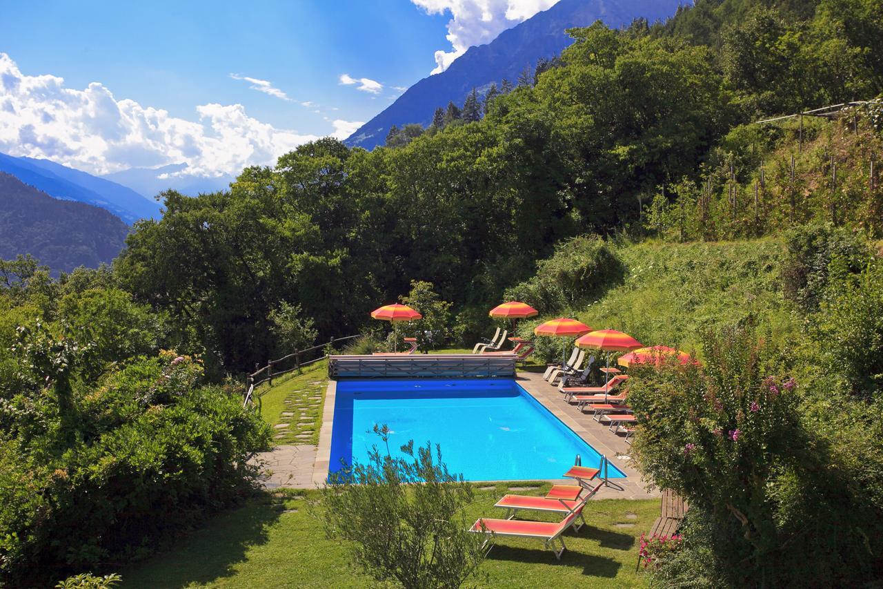 Garni Oberanger Hotel Tirolo Exterior photo